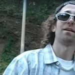 Kyle Mooney revisita 1999 em hilário curta 'Y2K'