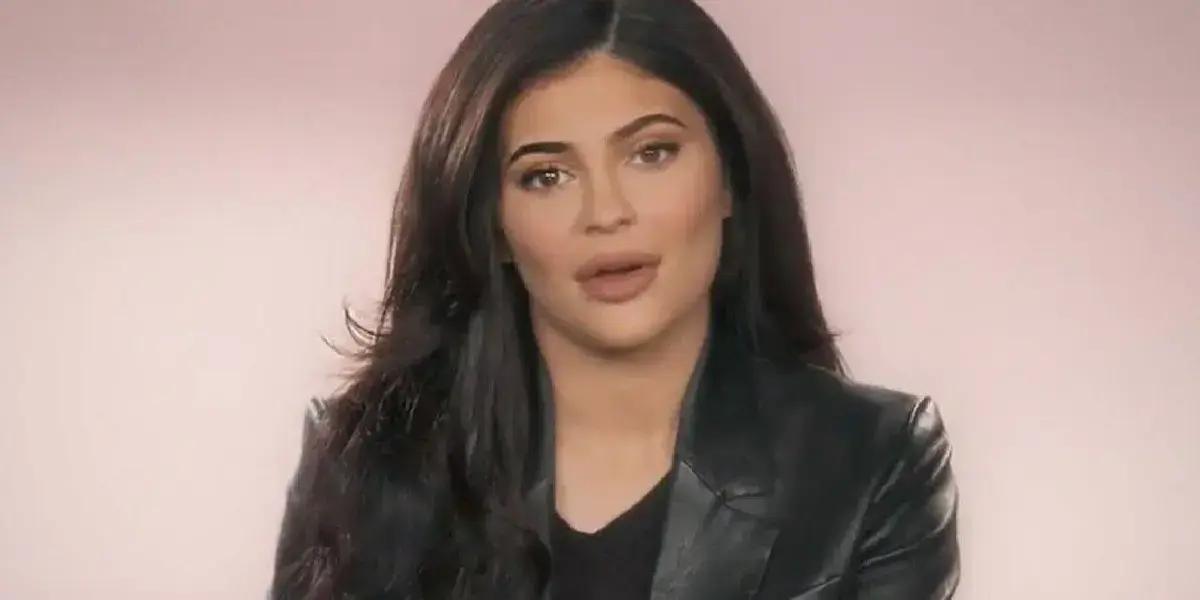 Kylie Jenner: Hipocrisia em Colocar Seus Filhos na TV