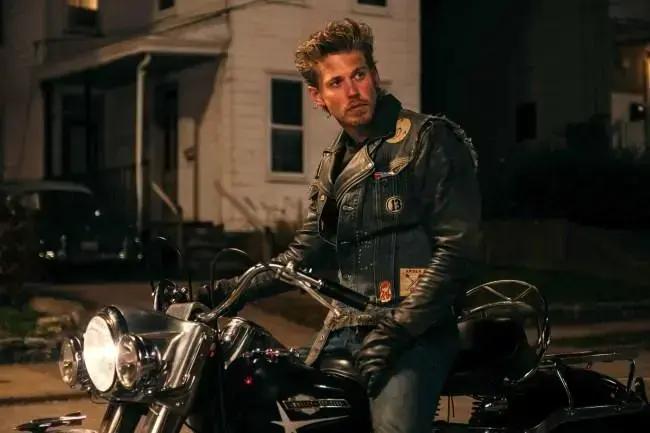 Leia o roteiro de 'The Bikeriders' com Austin Butler e Tom Hardy