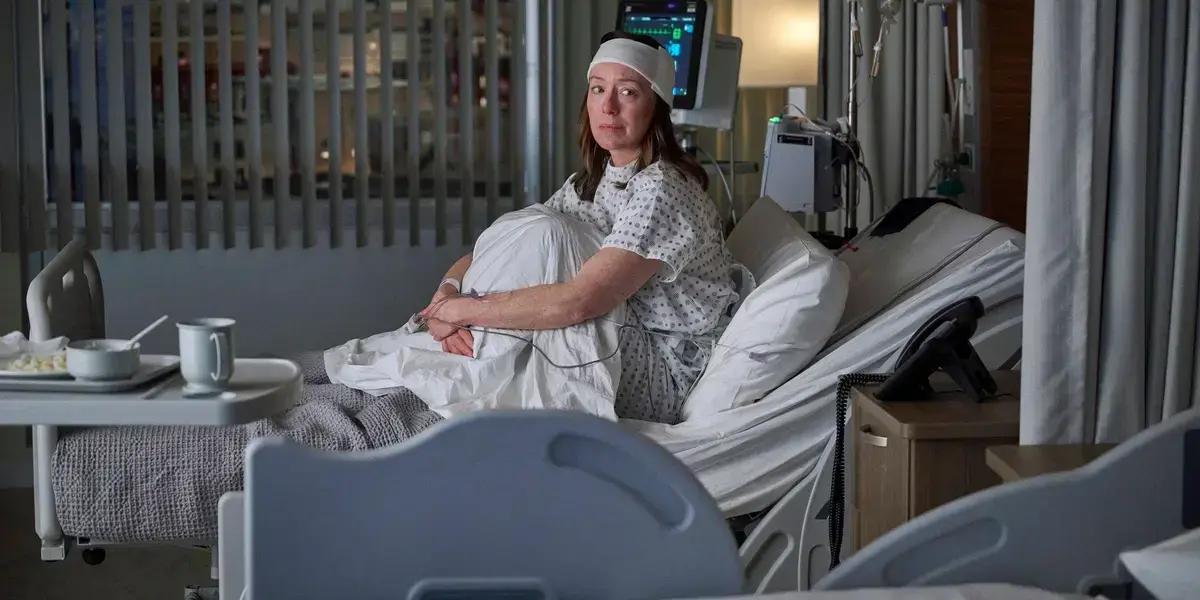 Molly Parker perde 8 anos de memórias no novo trailer de 'Doc'