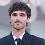 Paul Schrader elogia Jacob Elordi como Heathcliff em Wuthering Heights