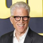 Ted Danson receberá o Prêmio Carol Burnett no Golden Globes